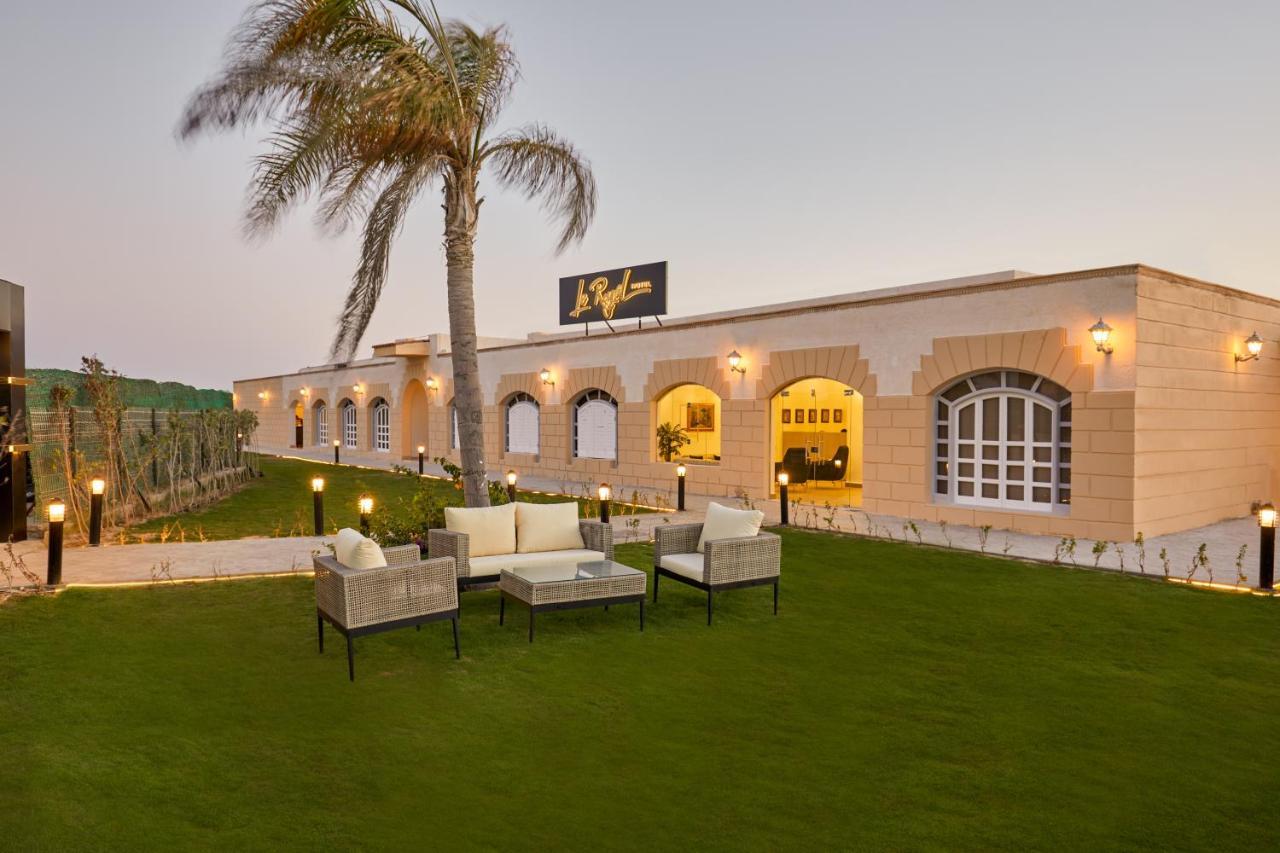 Le Royal Marina Hotel Эль-Аламейн Экстерьер фото