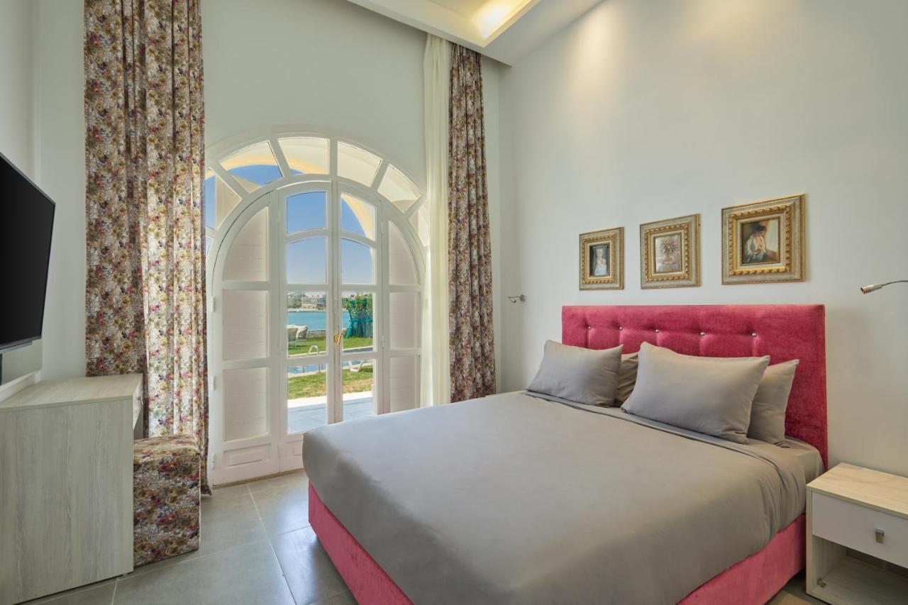 Le Royal Marina Hotel Эль-Аламейн Экстерьер фото